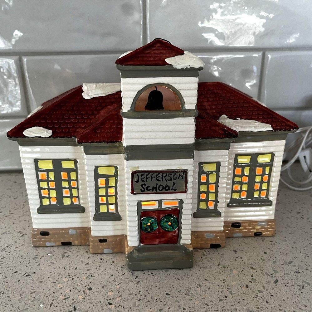 Department 56 Jefferson School Snow Village 50822  W/ Packing & Light Vintage